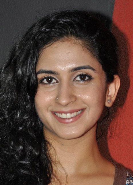 穆琳玛依·葛德波 Mrinmayee Godbole