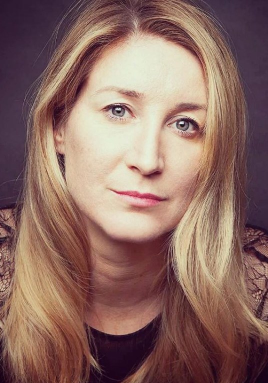 尼娜·劳伦 Nina Lauren