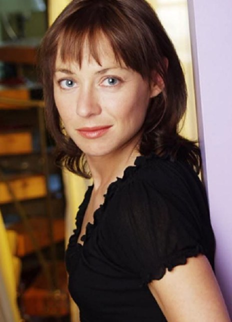 苏西·斯汀格尔 Suzi Stingl