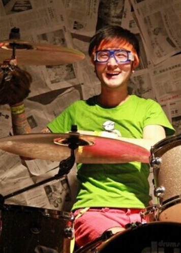 叶景滢 Jingying Ye