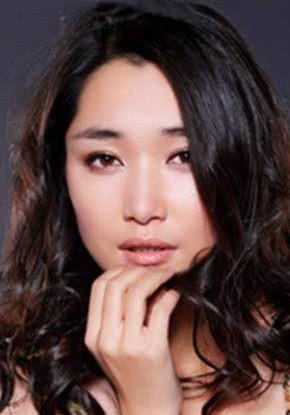 王译唯 Yiwei Wang