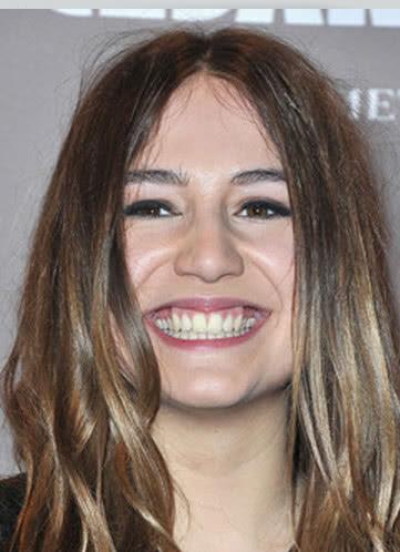 伊兹娅·海格林 Izïa Higelin