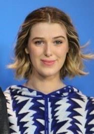 奥诺·斯温顿·伯恩 Honor Swinton Byrne 蒂尔达.斯温顿 Tilda Swindon