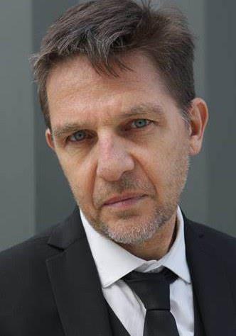 凯斯特·洛夫莱斯 Kester Lovelace