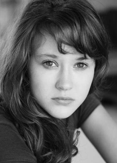 康斯坦丝·卢梭 Constance Rousseau