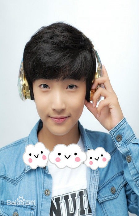 朴时镇 ParkSi Jin 박시진