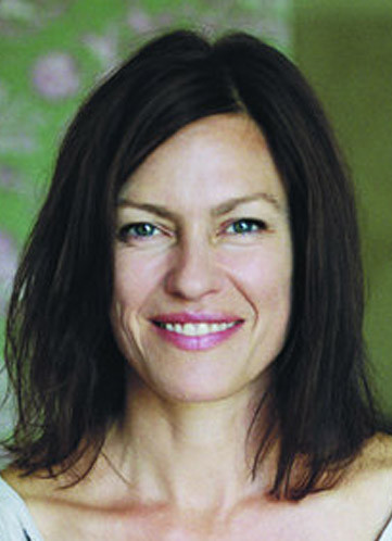 妮娜·克龙耶格尔 Nina Kronjäger Nina Cronjä ger