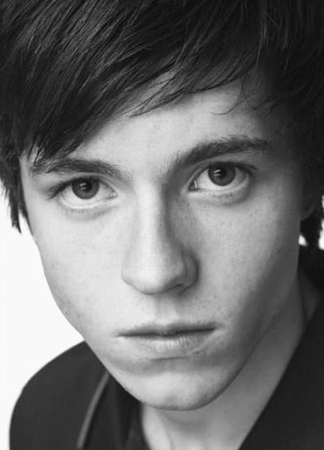 阿尔菲·斯图尔特 Alfie Stewart