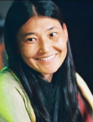 乌仁娜 Urna Chahar-Tugchi Urna Chahar-Tugchi