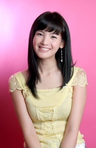 郑佳恩 白成香 정가은