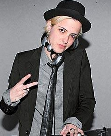 萨曼莎·罗森 Samantha Ronson